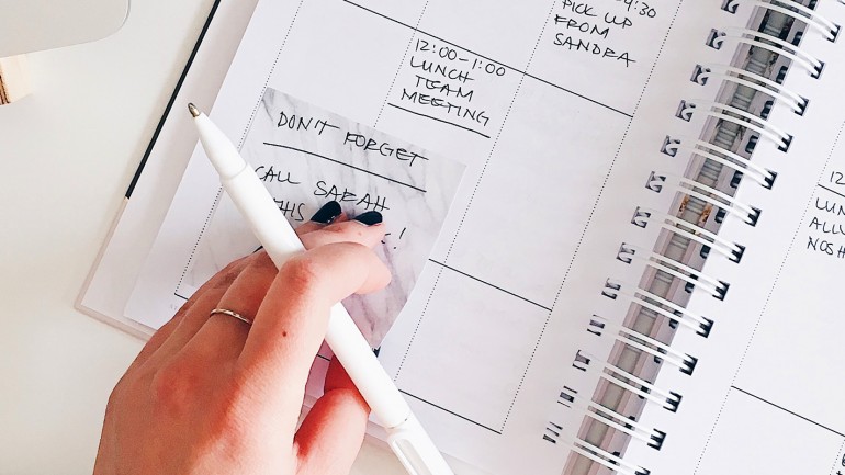 Como organizar a vida com 5 dicas práticas